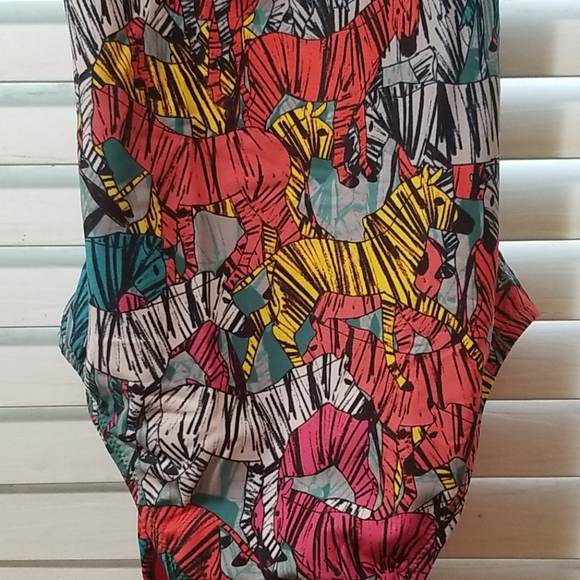 SPEEDO ZEBRA PRINT TURNZ 1 PIECE SWIMSUIT 14 - Picture 5 of 7